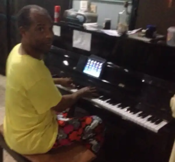 Photo: Femi Kuti Recuperating After Surgery